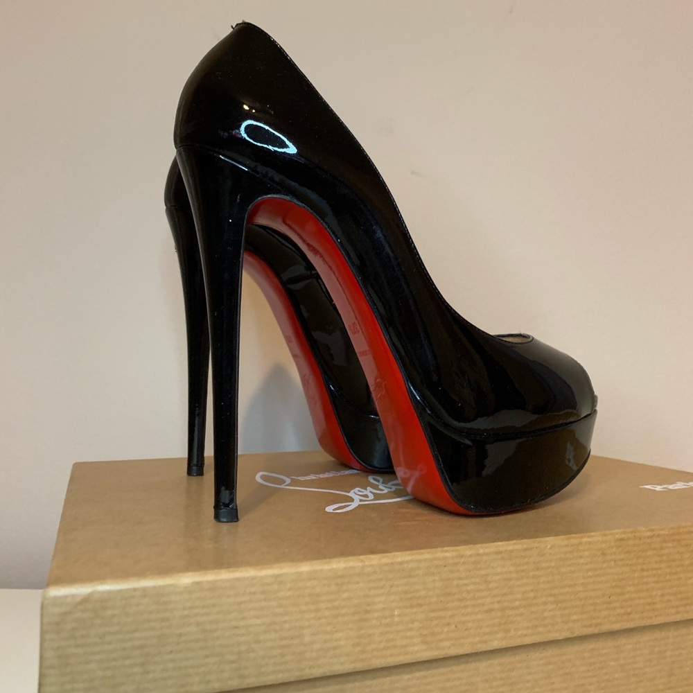 Christian Louboutin Lady Peep
